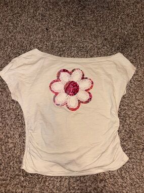 Beige Off the Shoulder Short Sleeve Tee with Pink Floral Applique